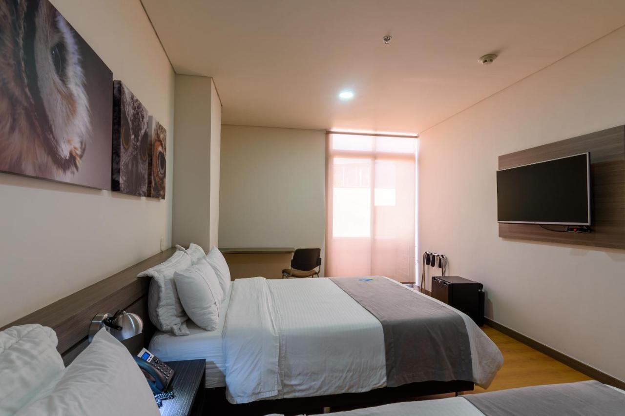 Hotel Vivre Medellín Dış mekan fotoğraf